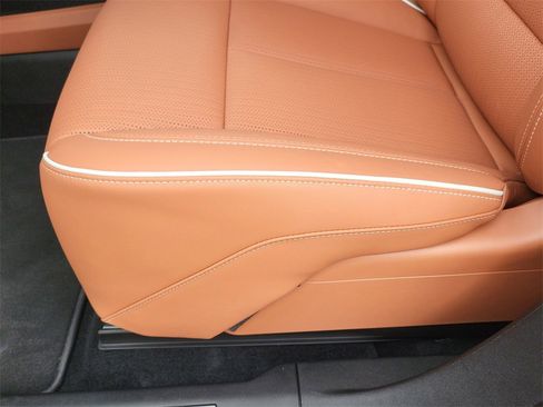 New 2025 Cadillac Optiq Sport 2 image 15