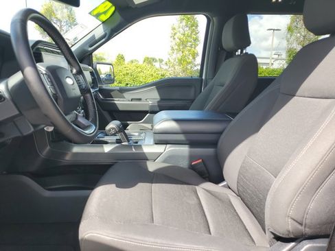 Certified 2024 Ford F150 XLT w/ XLT Black Appearance Package image 15