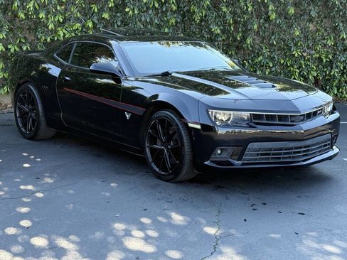 Used 2015 Chevrolet Camaro SS w/ Commemorative Special Edition image 3