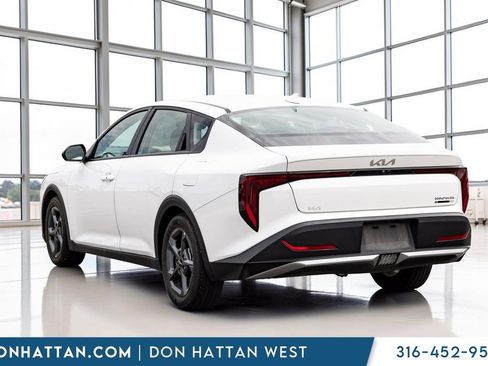 Used 2025 Kia K4 FWD image 22
