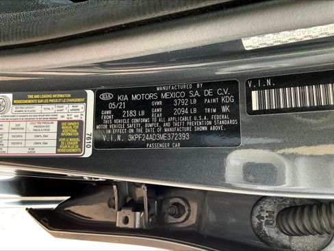 Used 2021 Kia Forte LXS FWD image 17