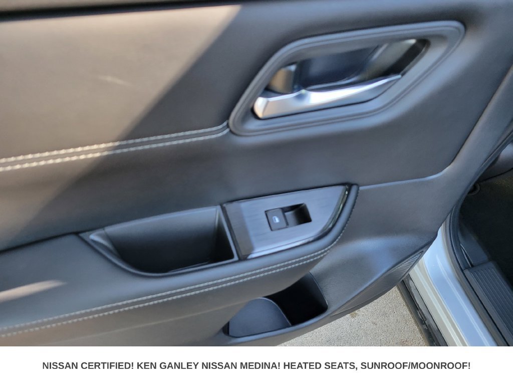 Certified 2024 Nissan Rogue SV w/ SV Premium Package AWD/4WD image 43