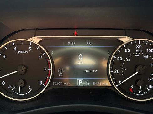 Certified 2025 Nissan Sentra SV FWD image 30