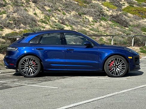 Used 2025 Porsche Macan GTS image 9