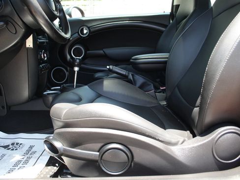 Used 2013 MINI Cooper S FWD image 17