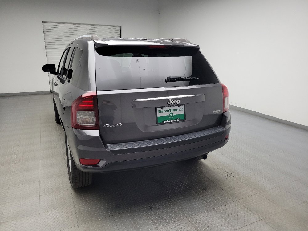 Used 2016 Jeep Compass Latitude AWD/4WD image 6