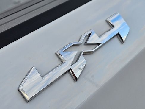 Used 2024 GMC Sierra 1500 Pro w/ Pro Value Package image 15