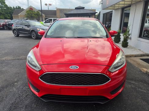 Used 2016 Ford Focus SE FWD image 24