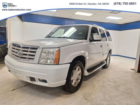 Used 2002 Cadillac Escalade AWD image 1