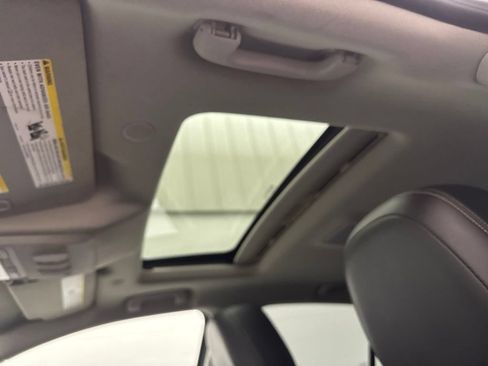 Used 2014 Buick Encore Convenience FWD image 21