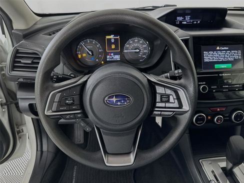 Used 2022 Subaru Crosstrek 2.0i image 17