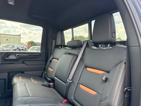 New 2026 GMC Sierra 2500 AT4 w/ AT4 Premium Plus Package AWD/4WD image 30
