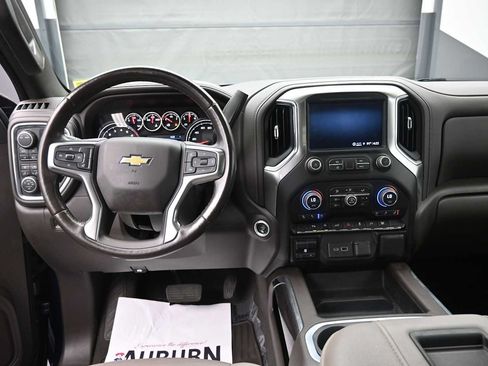 Used 2022 Chevrolet Silverado 1500 LTZ AWD/4WD image 14