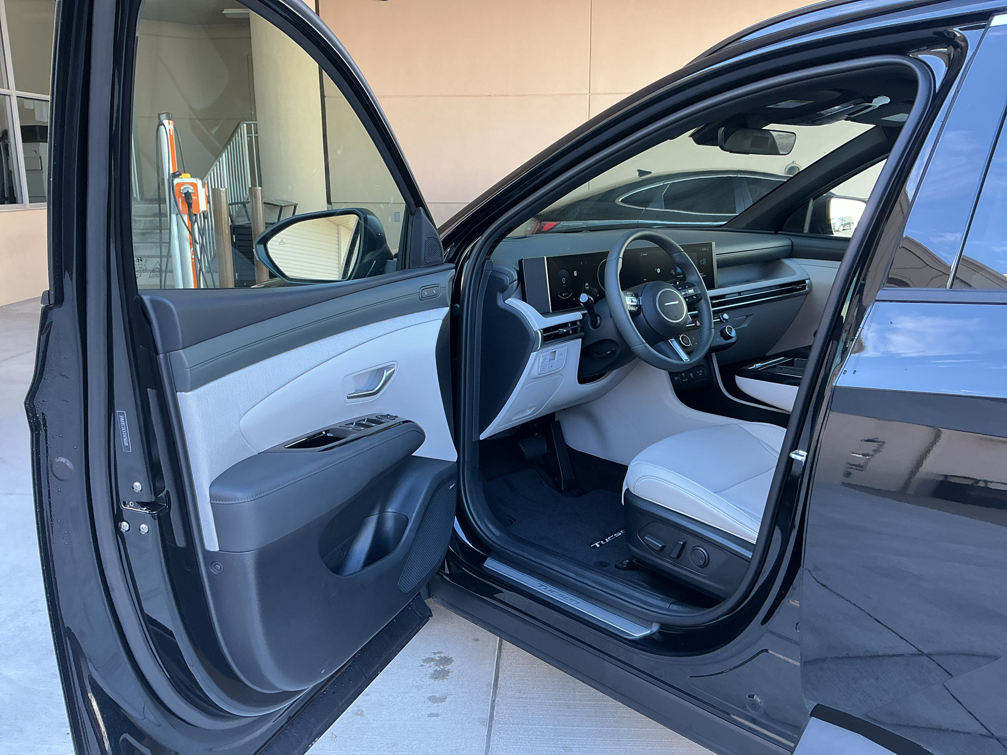 New 2026 Hyundai Tucson Limited AWD/4WD image 19