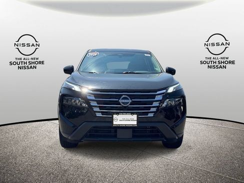 Certified 2026 Nissan Rogue SV AWD/4WD image 2