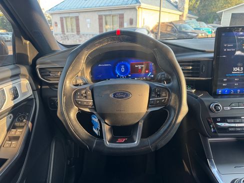 Used 2020 Ford Explorer ST w/ Premium Technology Package AWD/4WD image 13