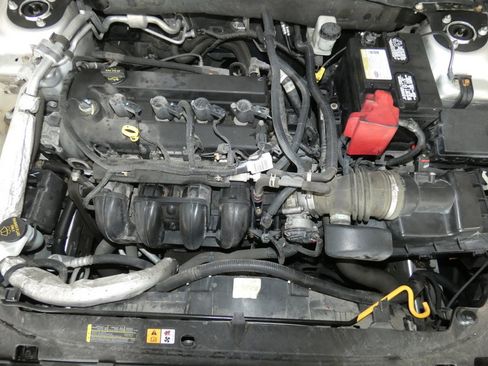 Used 2012 Ford Fusion SE image 24