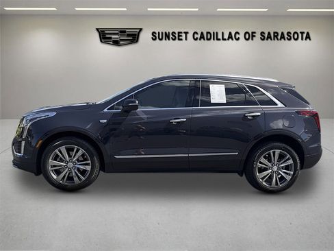 Certified 2024 Cadillac XT5 Premium Luxury w/ Technology Package FWD image 6