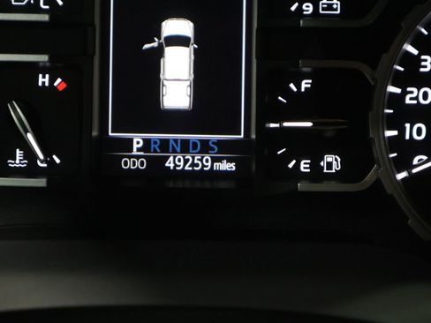 Used 2021 Toyota Tundra SR5 AWD/4WD image 36