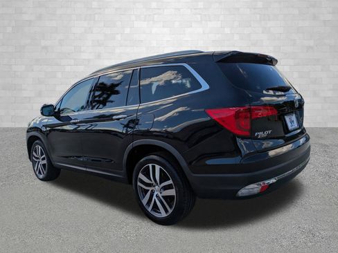 Used 2018 Honda Pilot Elite image 4