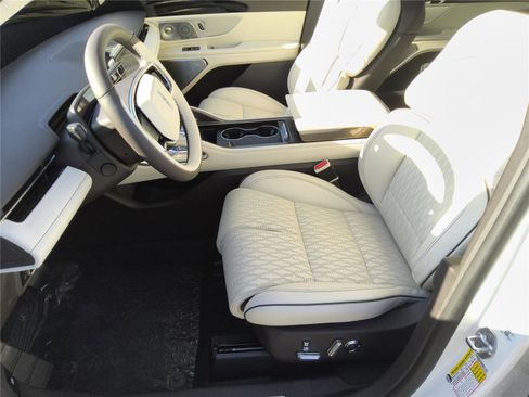 New 2026 Lincoln Nautilus Black Label AWD/4WD image 13