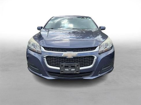 Used 2015 Chevrolet Malibu LT image 2