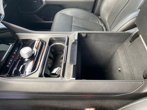 Used 2024 Jeep Wagoneer Series II AWD/4WD image 14