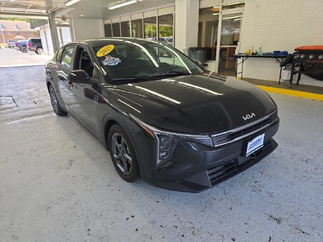 Used 2025 Kia K4 FWD image 7