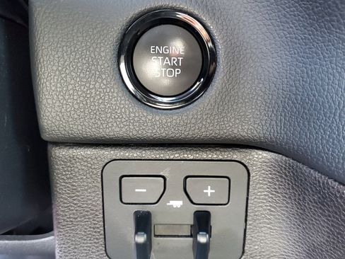 Used 2025 Toyota Tundra Limited image 37