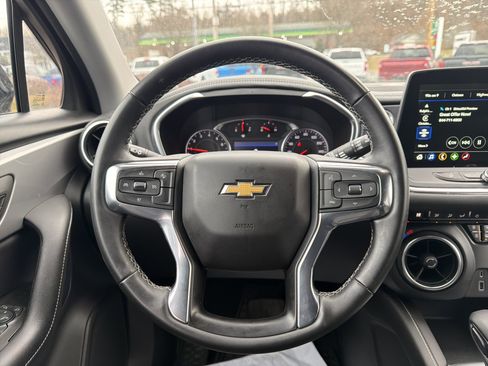 Used 2023 Chevrolet Blazer LT image 14