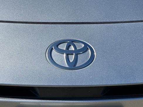 Used 2025 Toyota Camry LE image 47