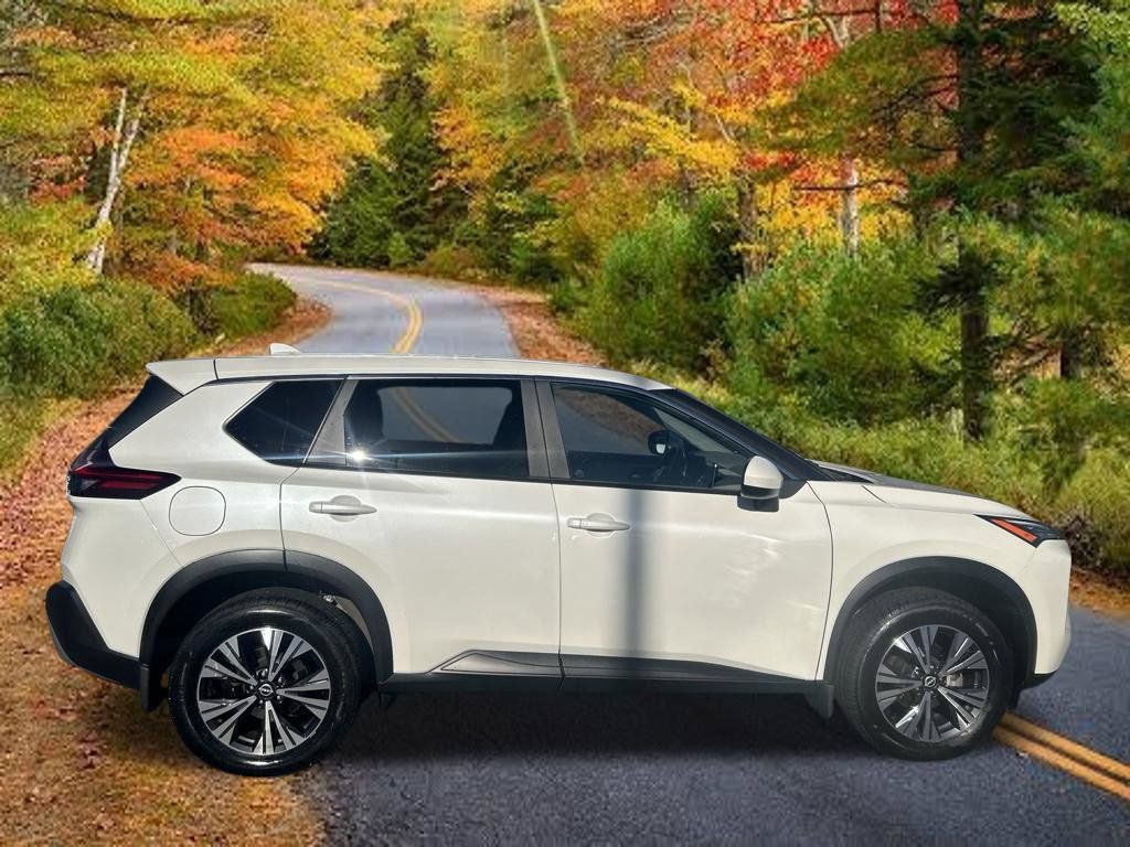 Certified 2023 Nissan Rogue SV AWD/4WD image 5