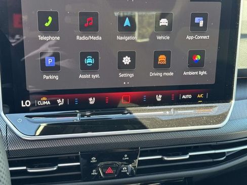 New 2026 Volkswagen GTI SE FWD image 11