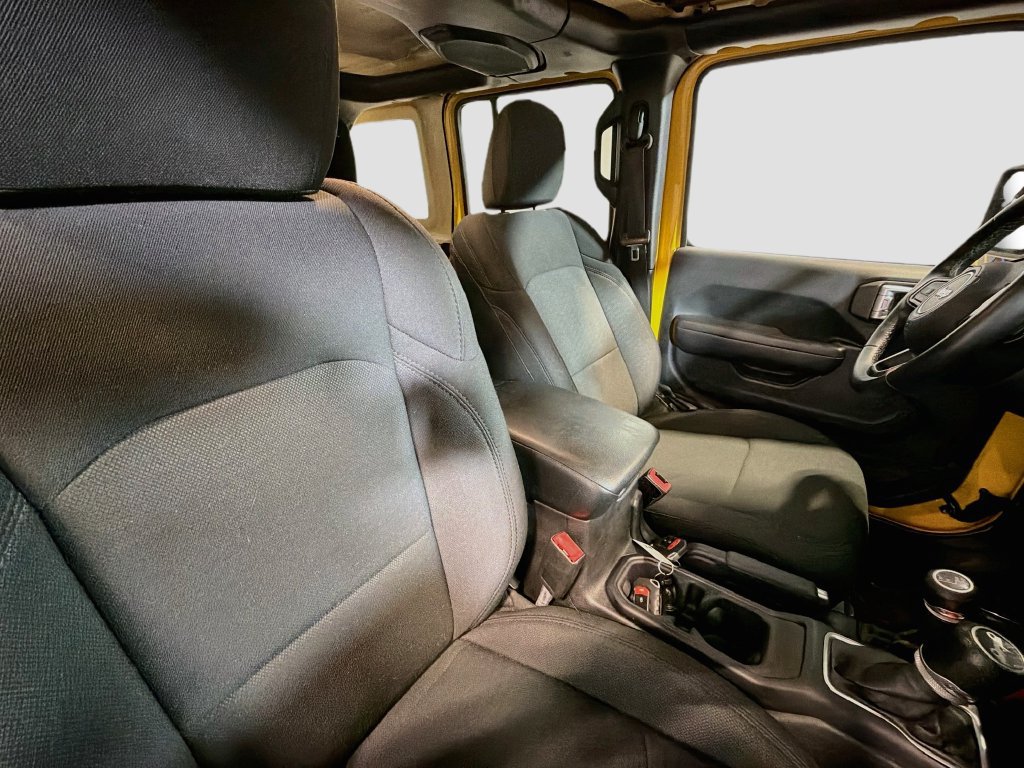 Used 2019 Jeep Wrangler Unlimited Sport S AWD/4WD image 25