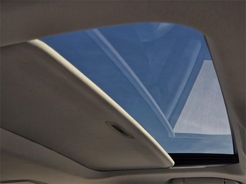 Used 2016 Lexus LS 460 AWD image 10