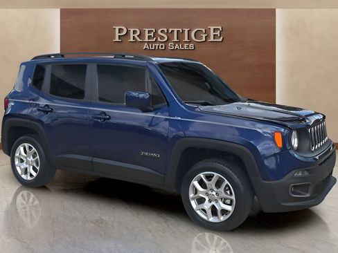 Used 2017 Jeep Renegade Latitude AWD/4WD image 23