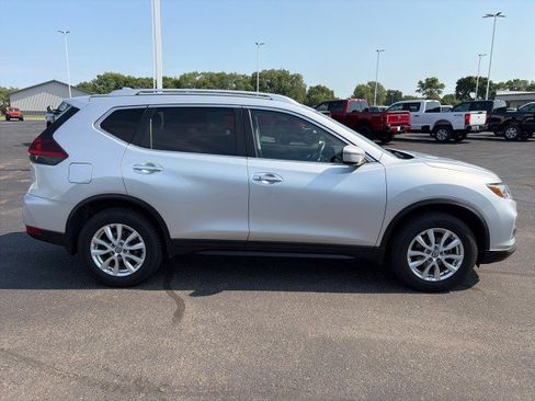 Used 2018 Nissan Rogue SV AWD/4WD image 6