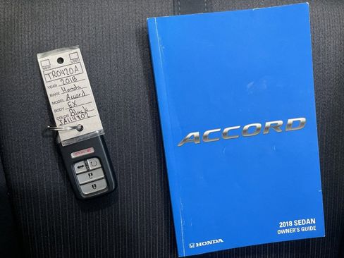 Used 2018 Honda Accord EX image 27