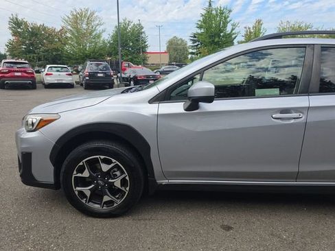 Used 2020 Subaru Crosstrek 2.0i Premium w/ Moonroof Package 2 AWD/4WD image 28
