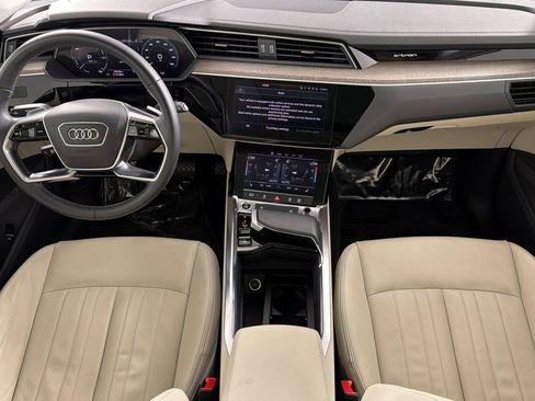 Used 2023 Audi e-tron Premium w/ Convenience Plus Package AWD/4WD image 12