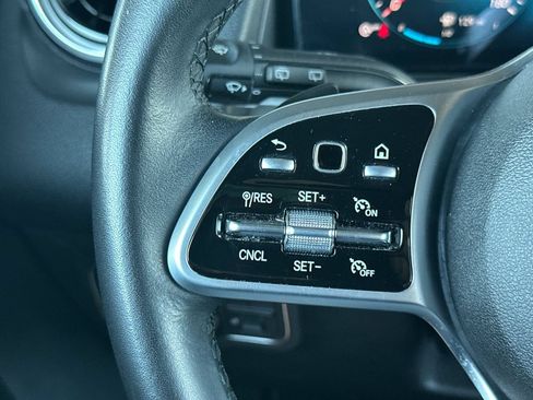 Certified 2022 Mercedes-Benz GLB 250 image 27