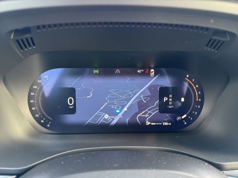 New 2026 Volvo XC60 B5 Plus w/ Protection Package Premier image 29