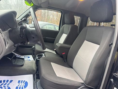 Used 2011 Ford Ranger XLT image 15