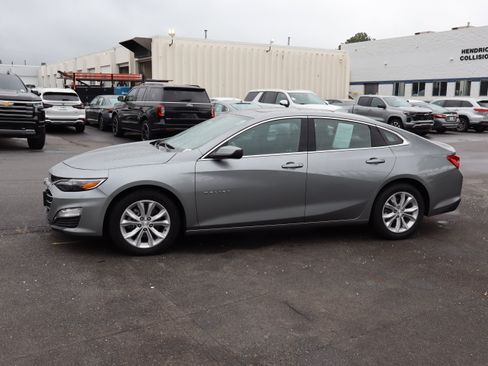 Used 2024 Chevrolet Malibu LT FWD image 7