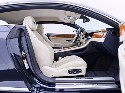 Used 2020 Bentley Continental GT AWD/4WD image 36