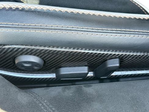 Used 2019 Lamborghini Aventador SVJ image 22