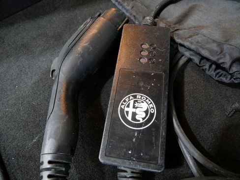 Used 2024 Alfa Romeo Tonale Ti image 28