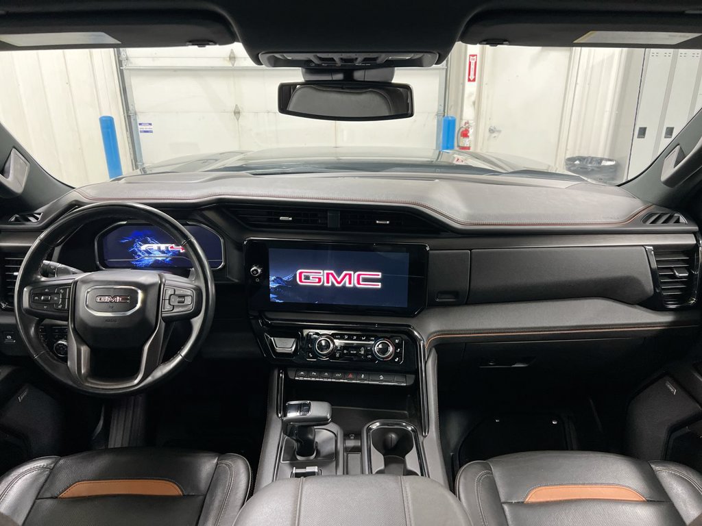 Used 2025 GMC Sierra 1500 AT4 w/ AT4 Preferred Package AWD/4WD image 10