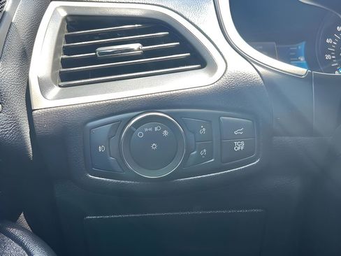 Used 2021 Ford Edge SEL w/ Convenience Package image 24