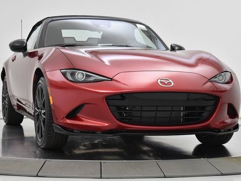New 2026 MAZDA MX-5 Miata Club RWD image 12